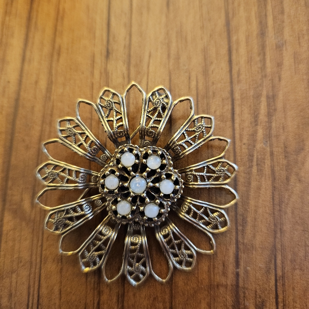 Vintage Gold and White Floral Brooch